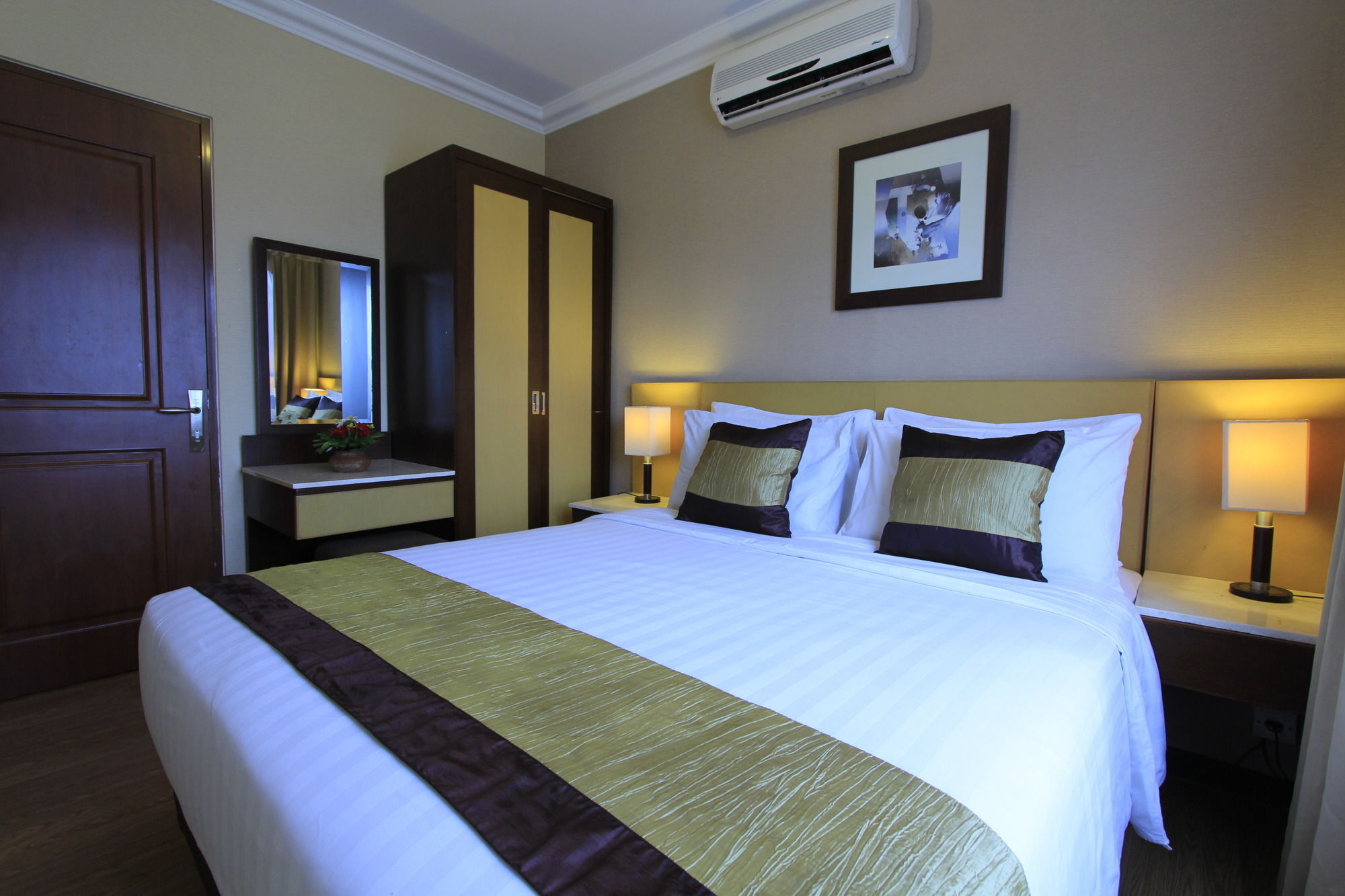 Grand Setiabudi Hotel Bandung Eksteriør bilde